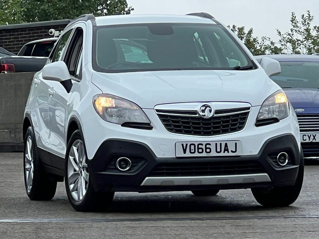 Compare Vauxhall Mokka 1.6I Exclusiv 2Wd Euro 6 Ss VO66UAJ White