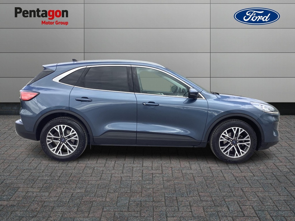 Sold EA20AXR 2020 Ford Kuga - History / How much is it worth?