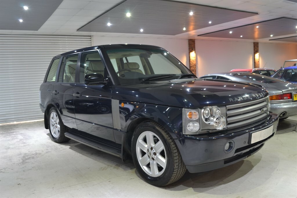 Compare Land Rover Range Rover V8 Vogue BT03LTJ Blue