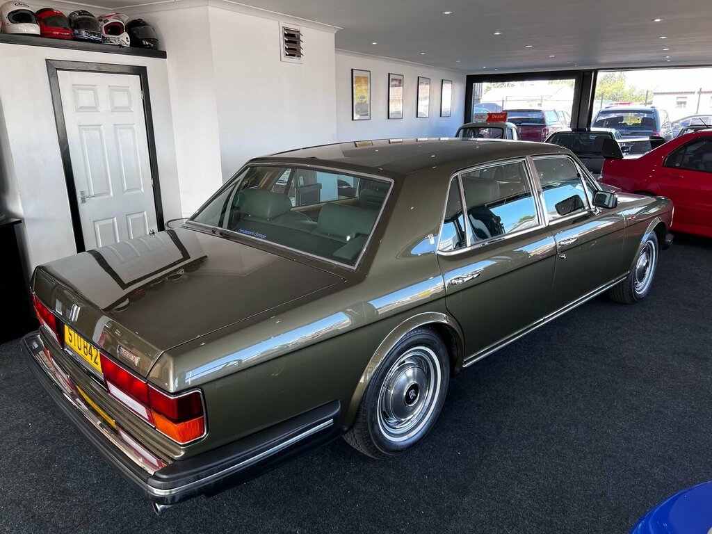 Compare Rolls-Royce Silver Spur Saloon 1986 ST0842T Green