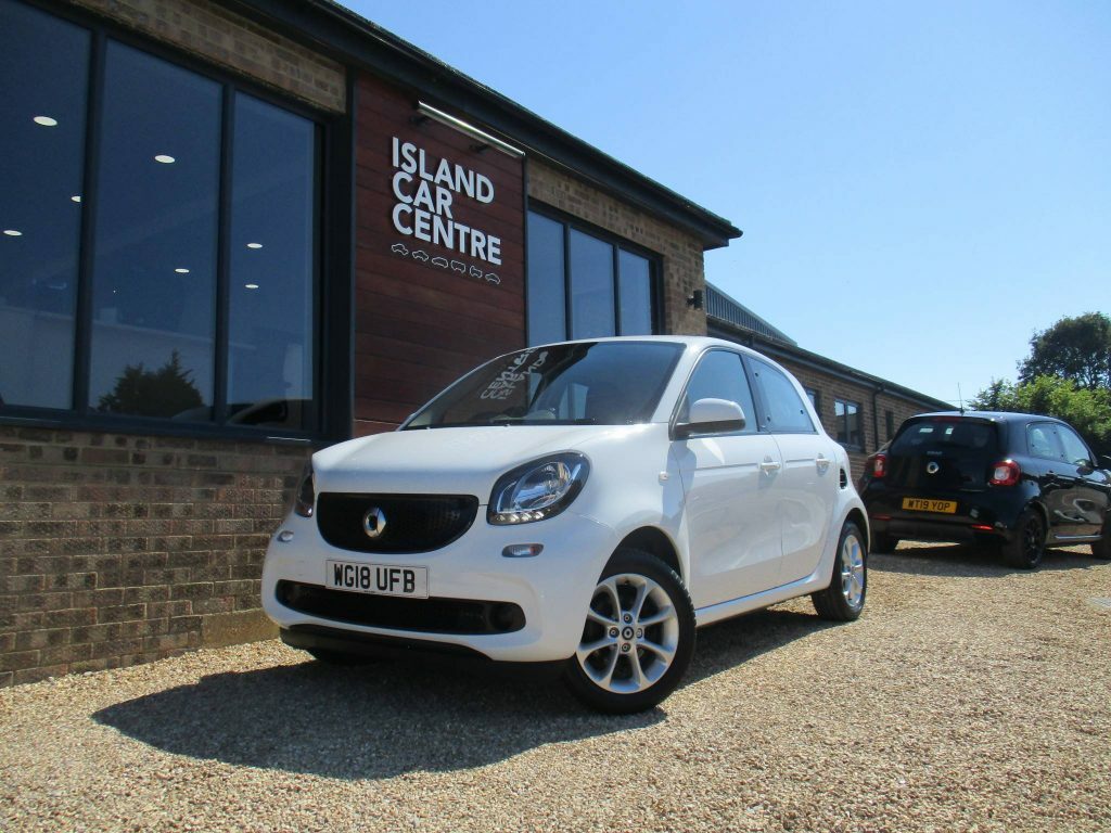Compare Smart Forfour Forfour Passion WG18UFB White