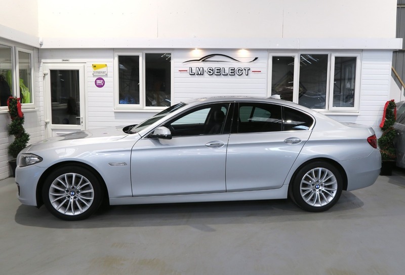 Compare BMW 5 Series 520D Luxury 184 OW14LKG Silver