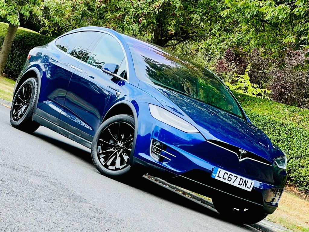 Compare Tesla Model X 100D Dual Motor 4Wde LC67DNJ Blue