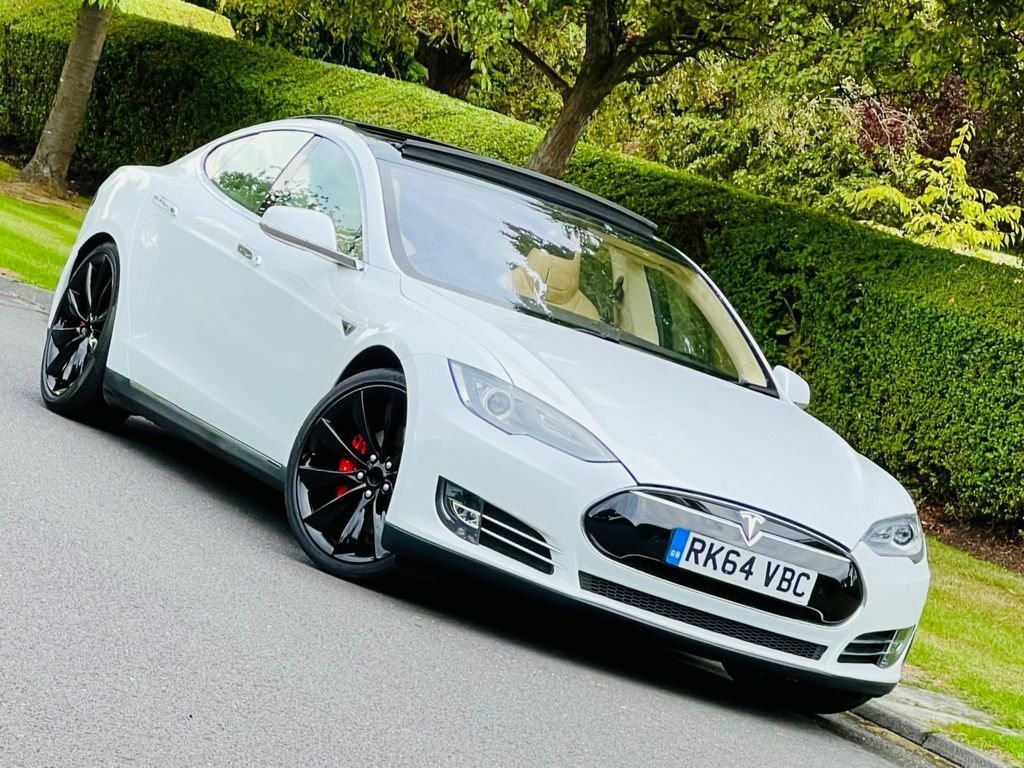Compare Tesla Model S P85 RK64VBC White