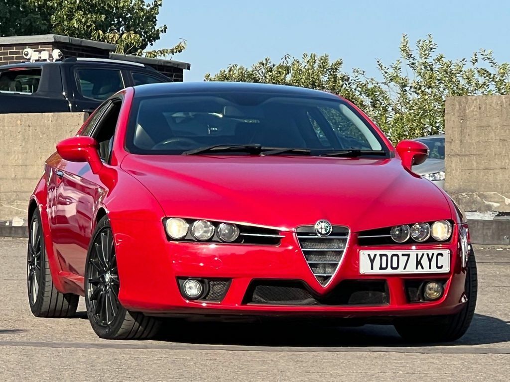 Compare Alfa Romeo Brera 3.2 Jts V6 Sv Q4 YD07KYC Red
